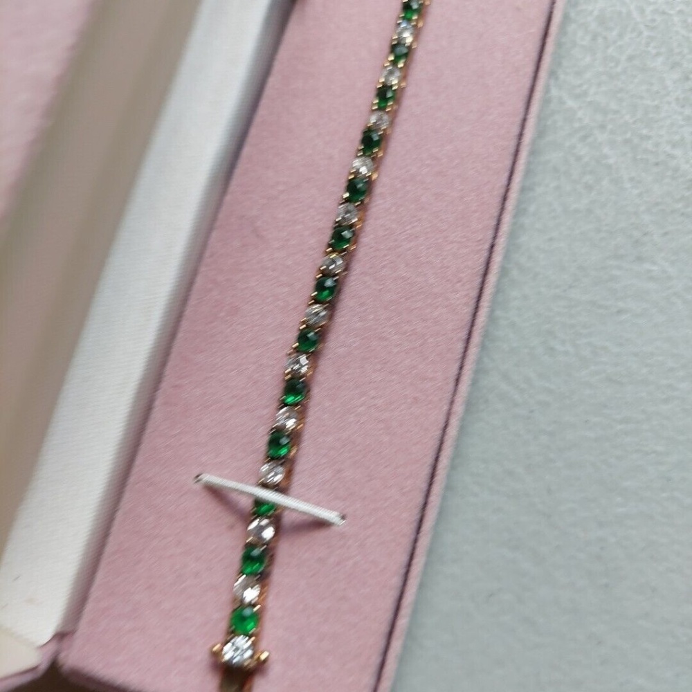 SHIMMERING 18K GOLD OVER STERLING SILVER CUBIC ZIRCONIA 8" TENNIS BRACELET NIB